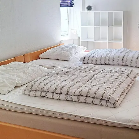 4 Person Holiday Home In Hadsund-By Traum *